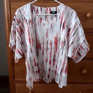 *NWT* Lightweight blouse by DKNY. Size Large.